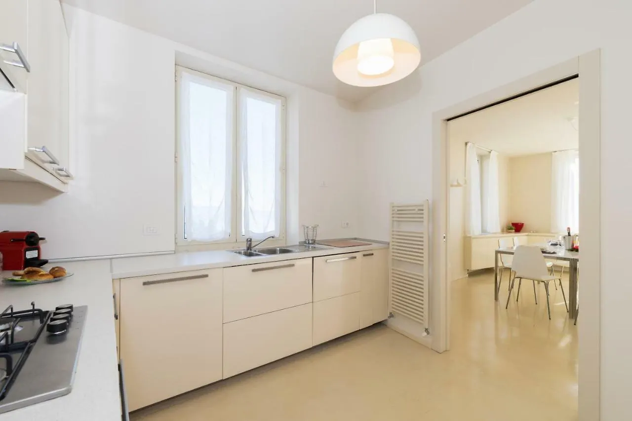 Casa Daisy Apartment San Lorenzo della Costa Italy