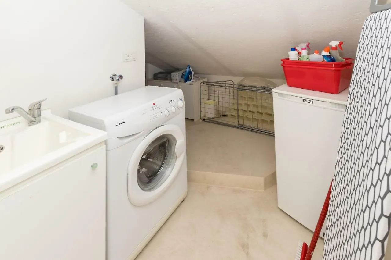 Casa Daisy Apartment San Lorenzo della Costa Italy